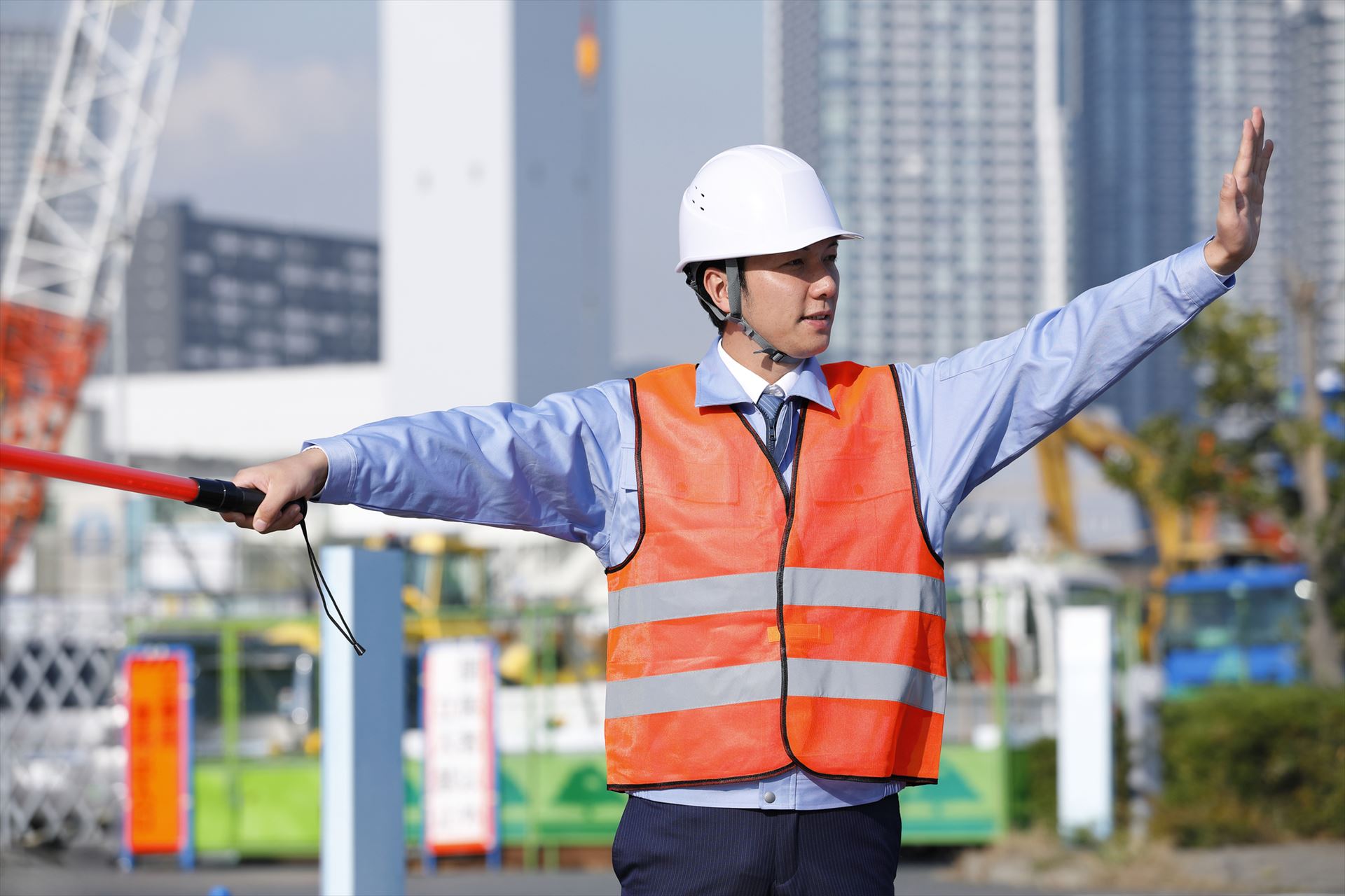 工事現場での警備風景